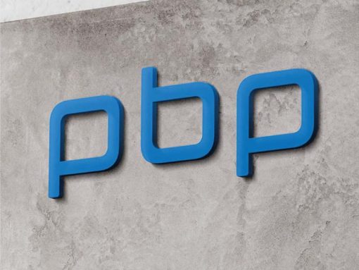 Logo PBP en Letra corporea metacrilato lacada en color azul