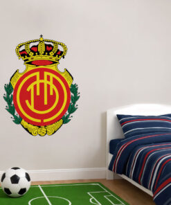 Montaje de habitación juvenil con Vinilo Decorativo Auto Adhesivo de Futbol Escudo del Real Club Deportivo Mallorca