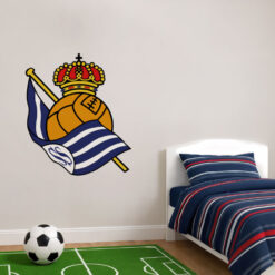 Montaje de habitación juvenil con Vinilo Decorativo Auto Adhesivo de Futbol Escudo del Real Sociedad